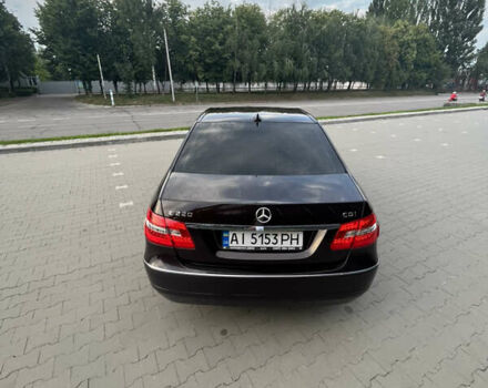 Коричневый Мерседес Е-Класс, объемом двигателя 2.2 л и пробегом 240 тыс. км за 12200 $, фото 3 на Automoto.ua