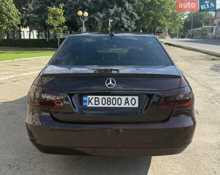 Коричневий Мерседес Е-Клас, об'ємом двигуна 2.14 л та пробігом 374 тис. км за 11999 $, фото 4 на Automoto.ua