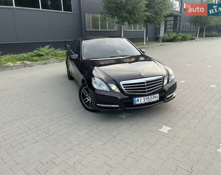 Коричневый Мерседес Е-Класс, объемом двигателя 2.2 л и пробегом 240 тыс. км за 12200 $, фото 15 на Automoto.ua