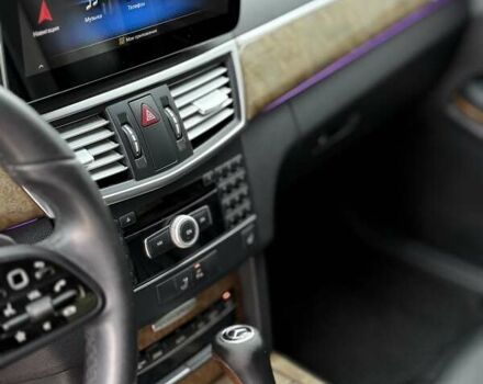 Коричневий Мерседес Е-Клас, об'ємом двигуна 2.14 л та пробігом 330 тис. км за 14000 $, фото 7 на Automoto.ua