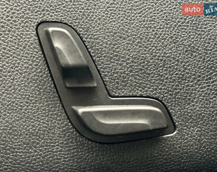 Коричневый Мерседес Е-Класс, объемом двигателя 2.2 л и пробегом 300 тыс. км за 11250 $, фото 16 на Automoto.ua