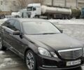 Коричневий Мерседес Е-Клас, об'ємом двигуна 3 л та пробігом 82 тис. км за 25500 $, фото 1 на Automoto.ua