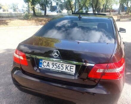 Коричневий Мерседес Е-Клас, об'ємом двигуна 2.2 л та пробігом 284 тис. км за 12500 $, фото 5 на Automoto.ua