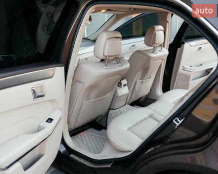 Мерседес Е-Клас 2013 у Тернополі на Automoto.ua Коричневий Мерседес Е-Клас, об'ємом двигуна 2.14 л та пробігом 222 тис. км за 20700 $, фото 41 на Automoto.ua