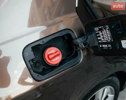 Мерседес Е-Клас 2013 у Тернополі на Automoto.ua Коричневий Мерседес Е-Клас, об'ємом двигуна 2.14 л та пробігом 222 тис. км за 20700 $, фото 54 на Automoto.ua