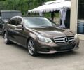 Коричневий Мерседес Е-Клас, об'ємом двигуна 2.2 л та пробігом 175 тис. км за 19999 $, фото 1 на Automoto.ua