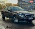 Коричневый Мерседес Е-Класс, объемом двигателя 2.14 л и пробегом 180 тыс. км за 15800 $, фото 1 на Automoto.ua