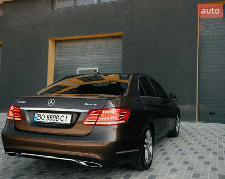 Мерседес Е-Клас 2013 у Тернополі на Automoto.ua Коричневий Мерседес Е-Клас, об'ємом двигуна 2.14 л та пробігом 222 тис. км за 20700 $, фото 6 на Automoto.ua