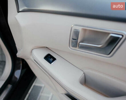 Мерседес Е-Клас 2013 у Тернополі на Automoto.ua Коричневий Мерседес Е-Клас, об'ємом двигуна 2.14 л та пробігом 222 тис. км за 20700 $, фото 33 на Automoto.ua