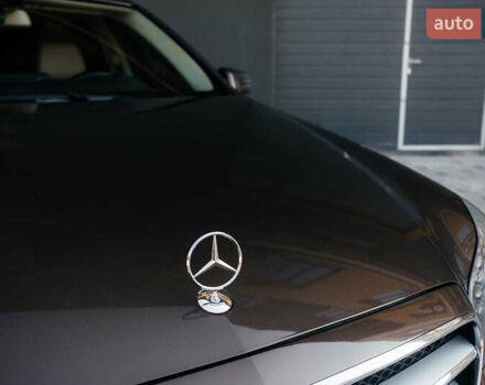Мерседес Е-Клас 2013 у Тернополі на Automoto.ua Коричневий Мерседес Е-Клас, об'ємом двигуна 2.14 л та пробігом 222 тис. км за 20700 $, фото 14 на Automoto.ua