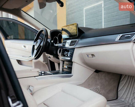 Мерседес Е-Клас 2013 у Тернополі на Automoto.ua Коричневий Мерседес Е-Клас, об'ємом двигуна 2.14 л та пробігом 222 тис. км за 20700 $, фото 36 на Automoto.ua