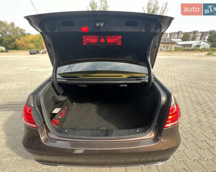 Коричневий Мерседес Е-Клас, об'ємом двигуна 2.2 л та пробігом 208 тис. км за 9599 $, фото 20 на Automoto.ua