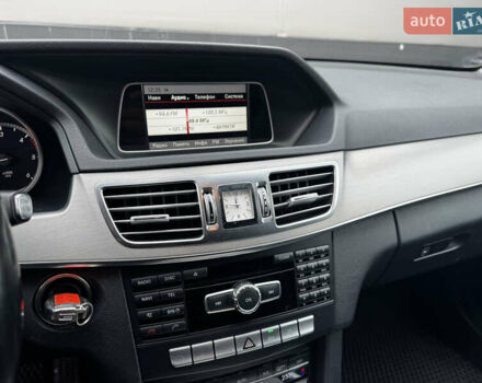 Коричневий Мерседес Е-Клас, об'ємом двигуна 2.2 л та пробігом 175 тис. км за 16999 $, фото 20 на Automoto.ua