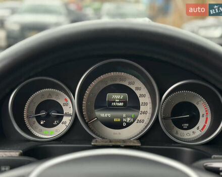Коричневий Мерседес Е-Клас, об'ємом двигуна 2.14 л та пробігом 197 тис. км за 21500 $, фото 29 на Automoto.ua