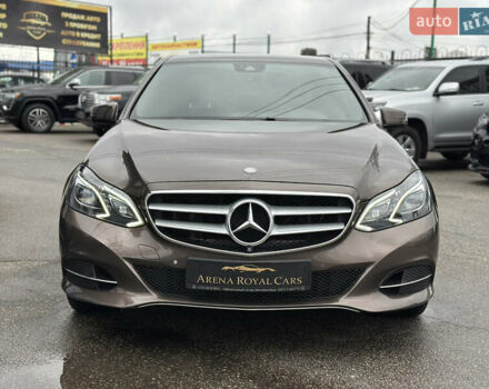 Коричневий Мерседес Е-Клас, об'ємом двигуна 2.14 л та пробігом 197 тис. км за 21500 $, фото 6 на Automoto.ua