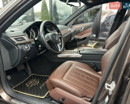 Коричневий Мерседес Е-Клас, об'ємом двигуна 2.14 л та пробігом 197 тис. км за 21500 $, фото 12 на Automoto.ua