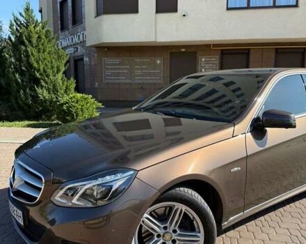 Мерседес Е-Класс 2015 в Киеве на Automoto.ua Коричневый Мерседес Е-Класс, объемом двигателя 2.14 л и пробегом 193 тыс. км за 21000 $, фото 9 на Automoto.ua