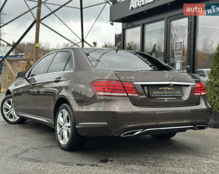 Коричневий Мерседес Е-Клас, об'ємом двигуна 2.14 л та пробігом 197 тис. км за 21500 $, фото 3 на Automoto.ua