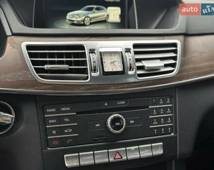 Коричневий Мерседес Е-Клас, об'ємом двигуна 2.14 л та пробігом 197 тис. км за 21500 $, фото 33 на Automoto.ua