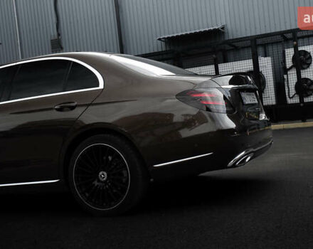 Коричневый Мерседес Е-Класс, объемом двигателя 1.95 л и пробегом 298 тыс. км за 29000 $, фото 17 на Automoto.ua