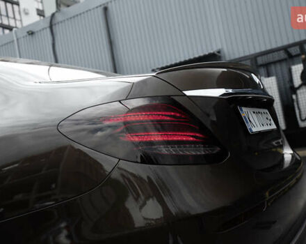 Коричневый Мерседес Е-Класс, объемом двигателя 1.95 л и пробегом 298 тыс. км за 29000 $, фото 18 на Automoto.ua