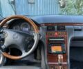 Мерседес Е-Класс 2001 в Краматорске на Automoto.ua Коричневый Мерседес Е-Класс, объемом двигателя 3.2 л и пробегом 400 тыс. км за 2300 $, фото 1 на Automoto.ua