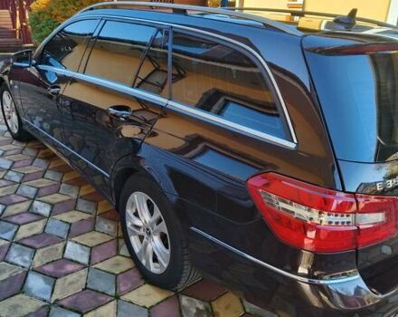 Коричневий Мерседес Е-Клас, об'ємом двигуна 3 л та пробігом 290 тис. км за 13200 $, фото 5 на Automoto.ua