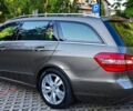 Коричневий Мерседес Е-Клас, об'ємом двигуна 2.15 л та пробігом 254 тис. км за 9510 $, фото 6 на Automoto.ua
