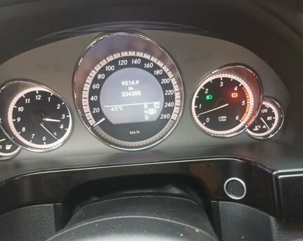 Коричневый Мерседес Е-Класс, объемом двигателя 2.99 л и пробегом 333 тыс. км за 12900 $, фото 14 на Automoto.ua