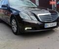 Коричневий Мерседес Е-Клас, об'ємом двигуна 2.14 л та пробігом 330 тис. км за 11400 $, фото 1 на Automoto.ua