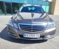 Мерседес Е-Класс 2011 в Хмельницком на Automoto.ua Коричневый Мерседес Е-Класс, объемом двигателя 2.1 л и пробегом 363 тыс. км за 10999 $, фото 4 на Automoto.ua