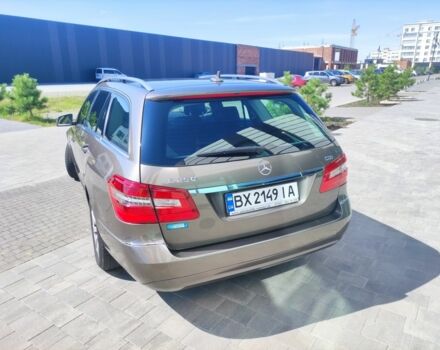 Мерседес Е-Класс 2011 в Хмельницком на Automoto.ua Коричневый Мерседес Е-Класс, объемом двигателя 2.1 л и пробегом 363 тыс. км за 10999 $, фото 3 на Automoto.ua