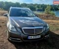 Коричневий Мерседес Е-Клас, об'ємом двигуна 2.2 л та пробігом 328 тис. км за 10700 $, фото 1 на Automoto.ua