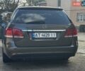 Коричневий Мерседес Е-Клас, об'ємом двигуна 2.1 л та пробігом 254 тис. км за 15900 $, фото 6 на Automoto.ua