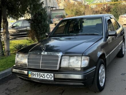 Коричневый Мерседес Е-Класс, объемом двигателя 2.6 л и пробегом 260 тыс. км за 2000 $, фото 1 на Automoto.ua