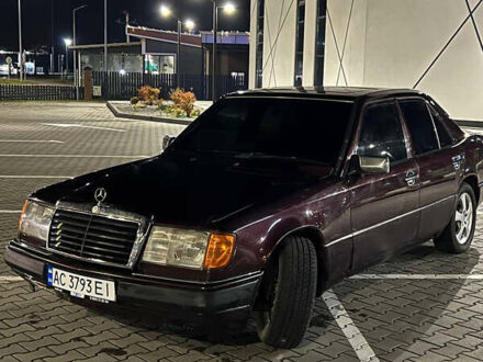 Коричневый Мерседес Е-Класс, объемом двигателя 2 л и пробегом 500 тыс. км за 2500 $, фото 1 на Automoto.ua