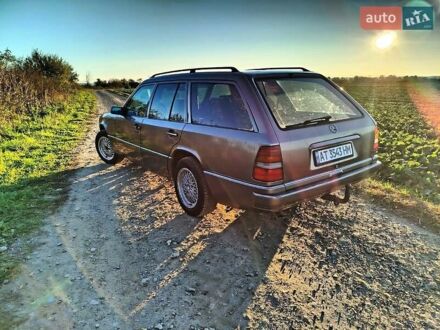 Мерседес Е-Клас 1993 у Бурштыне на Automoto.ua Коричневий Мерседес Е-Клас, об'ємом двигуна 2.2 л та пробігом 491 тис. км за 2099 $, фото 1 на Automoto.ua