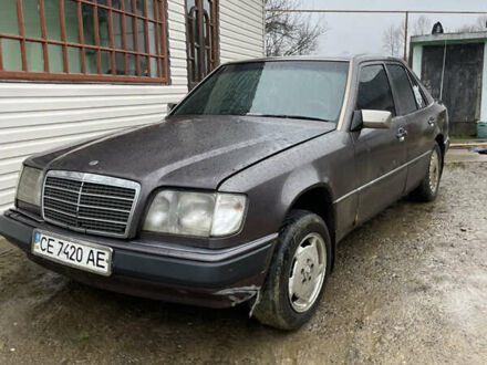 Мерседес Е-Класс 1994 в Черновцах на Automoto.ua Коричневый Мерседес Е-Класс, объемом двигателя 2.5 л и пробегом 596 тыс. км за 2500 $, фото 1 на Automoto.ua