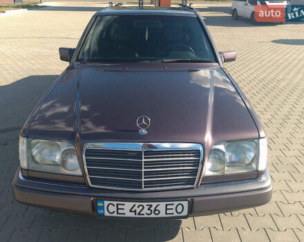 Коричневый Мерседес Е-Класс, объемом двигателя 2.5 л и пробегом 269 тыс. км за 5000 $, фото 1 на Automoto.ua