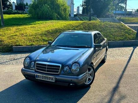 Мерседес Е-Клас 1998 у Тараще на Automoto.ua Коричневий Мерседес Е-Клас, об'ємом двигуна 2.9 л та пробігом 370 тис. км за 3950 $, фото 1 на Automoto.ua