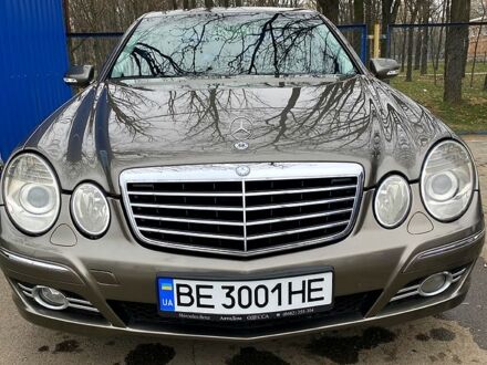 Мерседес Е-Клас 2006 у Миколаєві на Automoto.ua Коричневий Мерседес Е-Клас, об'ємом двигуна 30 л та пробігом 245 тис. км за 10500 $, фото 1 на Automoto.ua