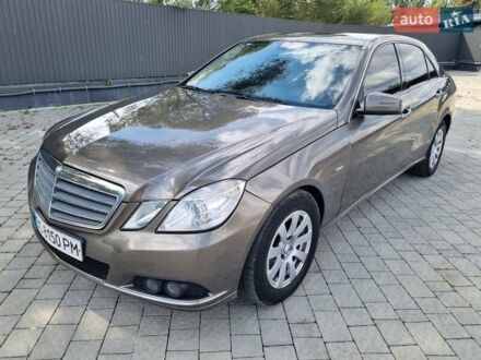 Мерседес Е-Класс 2010 в Львове на Automoto.ua Коричневый Мерседес Е-Класс, объемом двигателя 2.2 л и пробегом 220 тыс. км за 11800 $, фото 1 на Automoto.ua