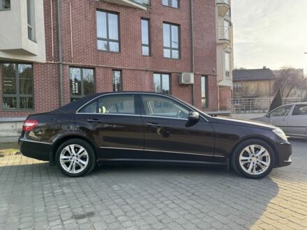 Мерседес Е-Клас 2010 у Львові на Automoto.ua Коричневий Мерседес Е-Клас, об'ємом двигуна 3.5 л та пробігом 130 тис. км за 19500 $, фото 1 на Automoto.ua