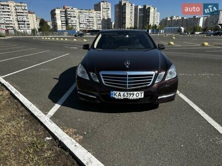 Коричневий Мерседес Е-Клас, об'ємом двигуна 3.5 л та пробігом 150 тис. км за 15000 $, фото 1 на Automoto.ua