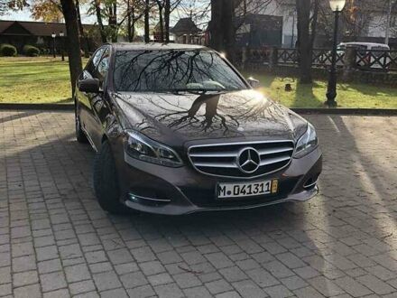 Мерседес Е-Класс 2014 в Калуше на Automoto.ua Коричневый Мерседес Е-Класс, объемом двигателя 2.2 л и пробегом 269 тыс. км за 21950 $, фото 1 на Automoto.ua