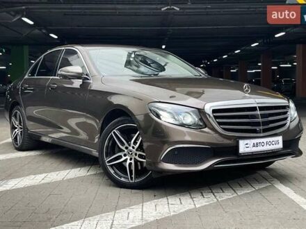 Коричневый Мерседес Е-Класс, объемом двигателя 1.95 л и пробегом 160 тыс. км за 29990 $, фото 1 на Automoto.ua