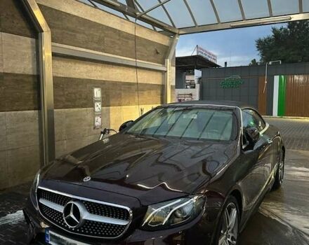 Красный Мерседес Е-Класс, объемом двигателя 3 л и пробегом 47 тыс. км за 52000 $, фото 21 на Automoto.ua