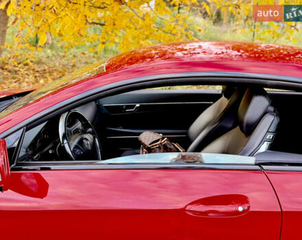 Красный Мерседес Е-Класс, объемом двигателя 1.8 л и пробегом 150 тыс. км за 16300 $, фото 15 на Automoto.ua