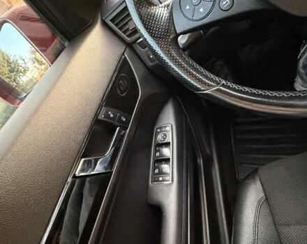 Красный Мерседес Е-Класс, объемом двигателя 1.8 л и пробегом 150 тыс. км за 16300 $, фото 14 на Automoto.ua