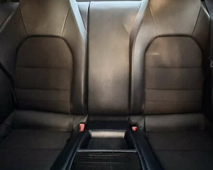 Красный Мерседес Е-Класс, объемом двигателя 1.8 л и пробегом 150 тыс. км за 16300 $, фото 13 на Automoto.ua